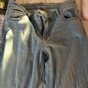 Light wash straight leg jeans!